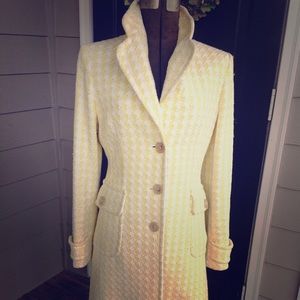 Banana republic trench coat small
